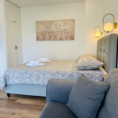 Apartment Mara&Padrona Zadar Bagian luar foto